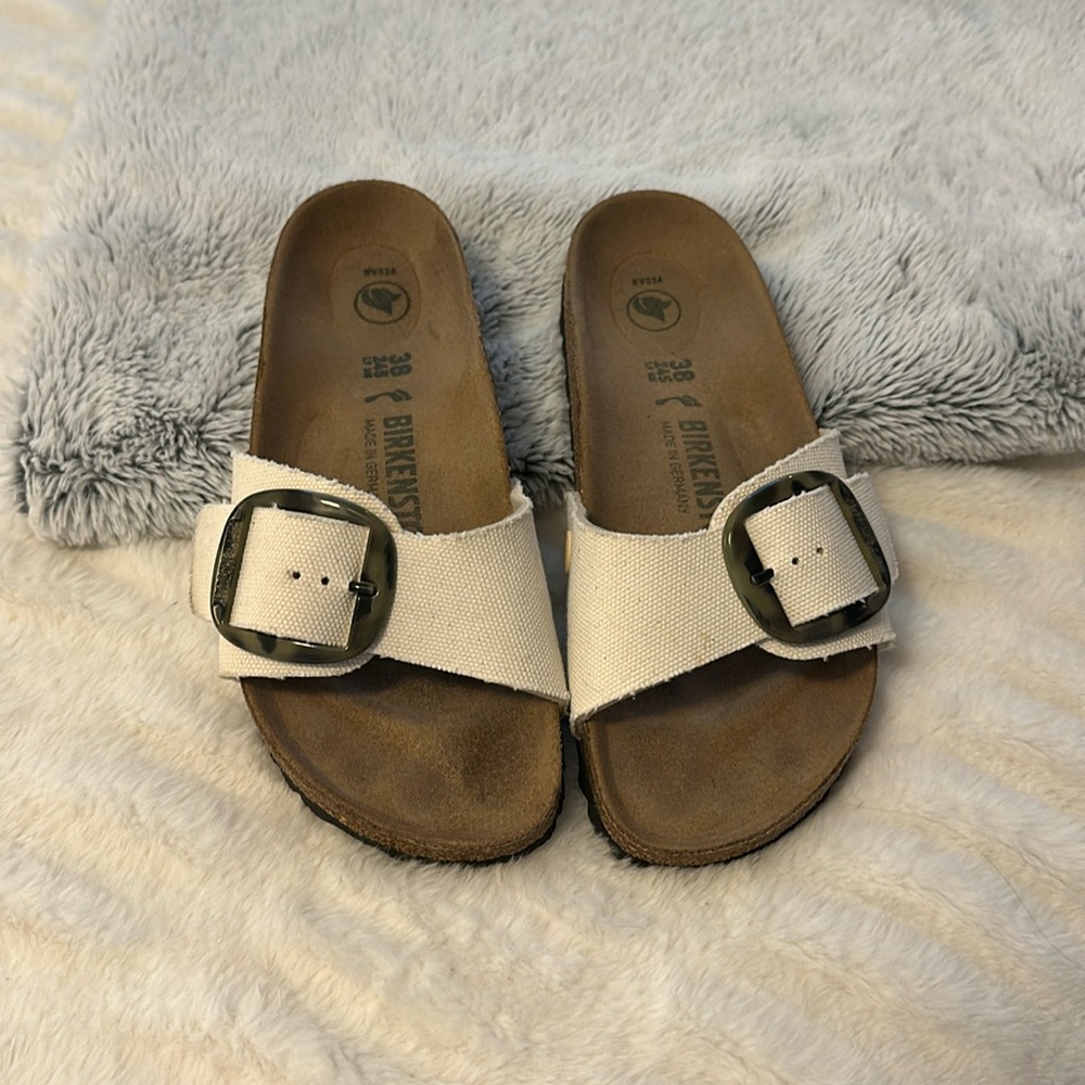 Birkenstock Madrid big buckle, tortoise buckle, size 38/ 7 1/2